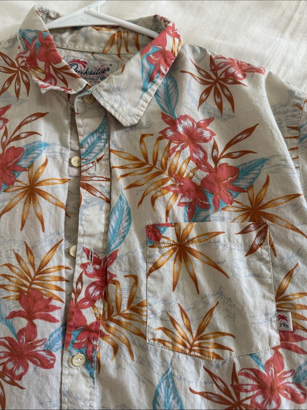 Quick silver  Cream Floral Button-Down Hawaiian with Coral & Teal Accents